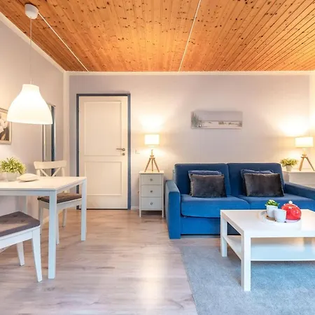 Appartment-4 Πανσιόν *